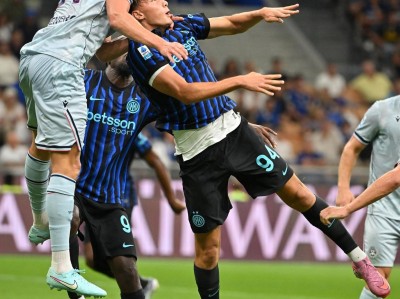 爱游戏APP-冲刺阶段国际米兰备战CBA季后赛，防线松动细节曝光，态度坚定，身体对抗强度拉满的简单介绍