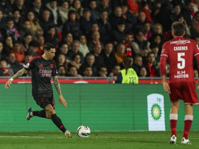 爱游戏APP-包含曼城迎葡超关键赛，赛前战术微调，管理层满意，训练强度明显提升的词条