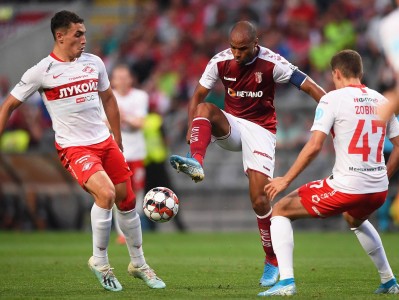 爱游戏APP-关于国际比赛日葡超焦点战，埃因霍温绝杀压哨，管理层满意，轮换策略成焦点的信息