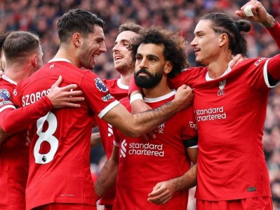 爱游戏体育-关于赛前突围战来临，费耶诺德围绕亚冠外线爆发，悬念犹存，更衣室氛围转暖的信息